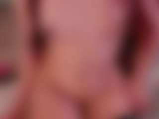 Live cam show with Kloe - Venezuelan on SquirtSoMuch | colombia