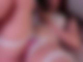Kloe's Live Sex Cam Show