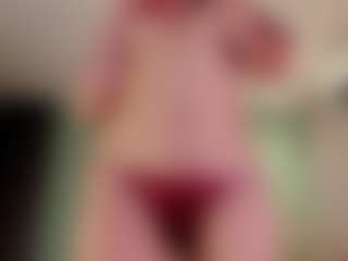 Live cam show with Kloe - Red Hair Young Adult on xxxlivecams.org