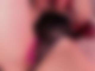 Live cam show with Kloe - Green Eyes on Camsoda