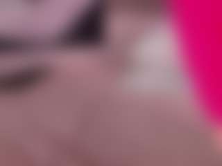 Live cam show with Kloe - Bikini on Camsoda