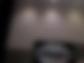 Live cam show with Kloe - Venezuelan on Uber Horny | colombia