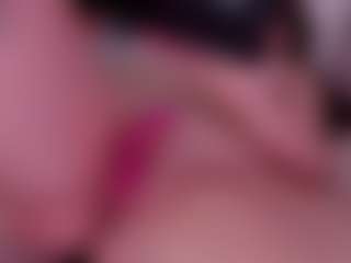 Live cam show with Kloe - Venezuelan on dropp.cam | colombia