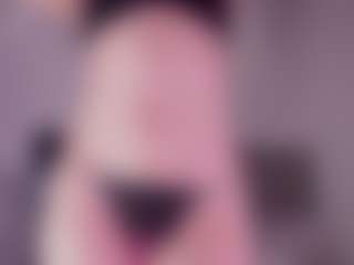 Show live cam dengan Kloe - Sensual di Camsoda