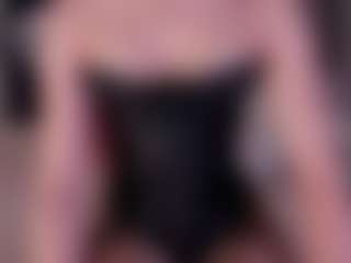 Kloe's Live Sex Cam Show