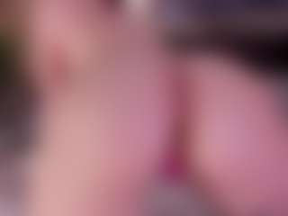Live cam show with Kloe - Red Hair HD on Camsoda