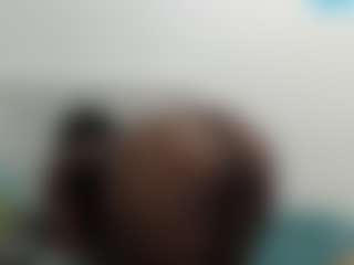 BootyQueenx2's Live Sex Cam Show