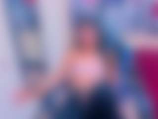 Live cam show with emilyrosse04 - Facial on TeamSkeetLive