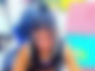 Live cam show with emilyrosse04 - Facial on Camsoda
