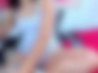 Live cam show with emilyrosse04 - Facial on Camsoda