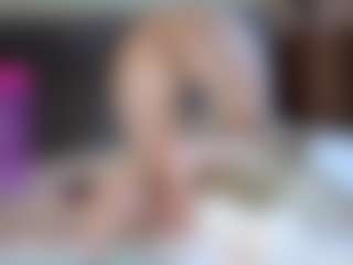 Hotbunny666's Live Sex Cam Show