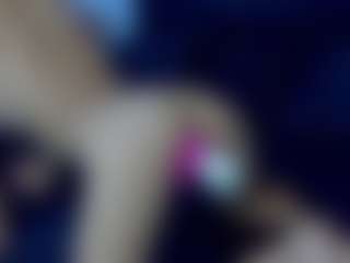 Live cam show with lunaa-mistyc - Upskirt on SmokeAndPoke