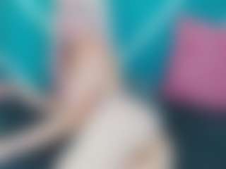 Live cam show with melany-blair - Camel Toe on Nude Live Now