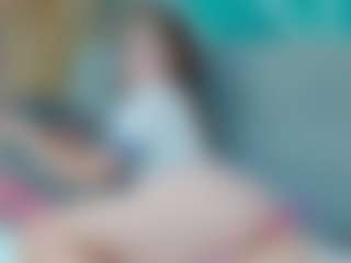 Live cam show with melany-blair - Camel Toe on 1on1-livenow