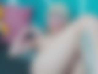 Live cam show with melany-blair - Brown Hair on alttransgirls
