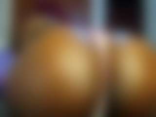 Live cam show with Paradise-Foxxx - Ebony on UwU Esports | united states