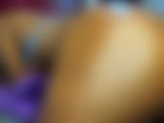Live cam show with Paradise-Foxxx - Ebony on Lustler | united states