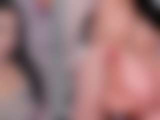 Live cam show with Zoe - Fullynaked on xblisslive.com