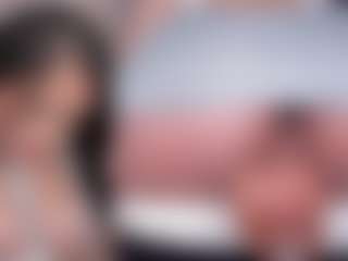 Live cam show with Zoe - Fullynaked on friskycurves.com