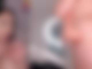 Live cam show with Zoe - Fullynaked on AdultVida.com