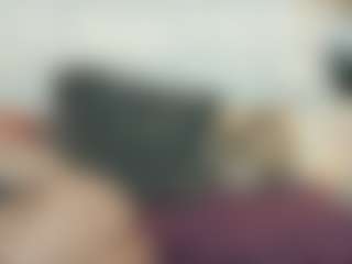 Live cam show with AdrianaRussow - Dildo Or Vibrator MILF on Uber Horny