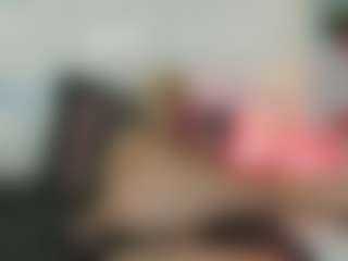 Live cam show with AdrianaRussow - Blue Eyes on Latina Girls