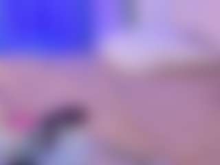 Live cam show with Bonnie-Whitee - Living Room on camwithhim.com