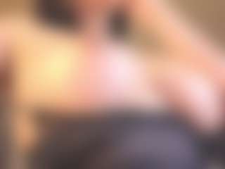 Renaxi-Smith's Live Sex Cam Show