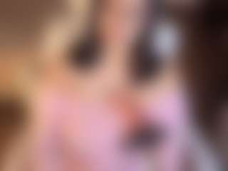 Renaxi-Smith's Live Sex Cam Show