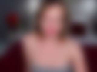 Live cam show with TeresaLins - Red Hair Middle Aged on UwU Esports