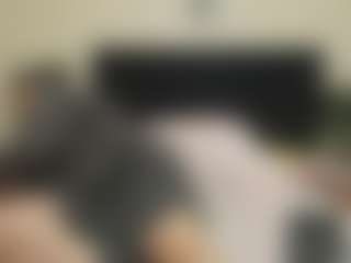 Live cam show with Queenmature - Camel Toe on Camsoda.co