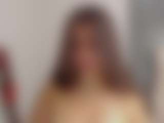 Brunettee-1's Live Sex Cam Show