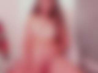 Brunettee-1's Live Sex Cam Show