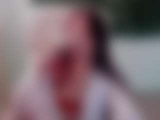 Brunettee-1's Live Sex Cam Show