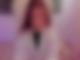 Brunettee-1's Live Sex Cam Show
