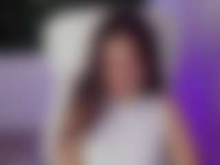 Brunettee-1's Live Sex Cam Show