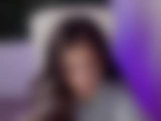 Brunettee-1's Live Sex Cam Show