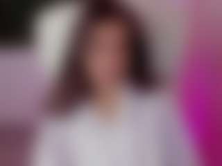 Brunettee-1's Live Sex Cam Show