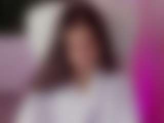 Brunettee-1's Live Sex Cam Show