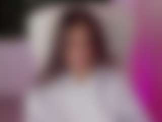 Brunettee-1's Live Sex Cam Show