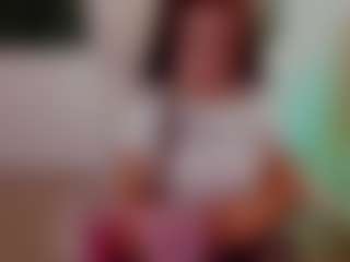 Brunettee-1's Live Sex Cam Show