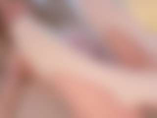 Live cam show with EllyRockstar - Full Nudity on hrnylive.com