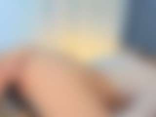 Live cam show with EllyRockstar - Blue Eyes on CamSodaAdn