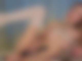 Live cam show with EllyRockstar - Blue Eyes on Camsoda