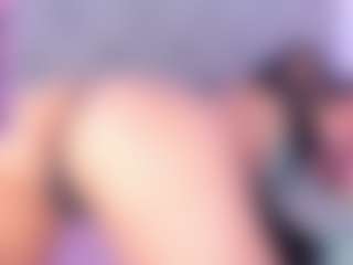 EMMAAA-STOONEE's Live Sex Cam Show