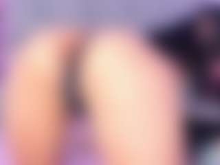 EMMAAA-STOONEE's Live Sex Cam Show