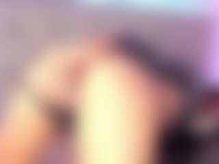 EMMAAA-STOONEE's Live Sex Cam Show