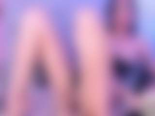 Live cam show with EMMAAA-STOONEE - Normal on Camsoda