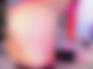 Live cam show with EMMAAA-STOONEE - Normal on SpunkLive