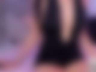 EMMAAA-STOONEE's Live Sex Cam Show